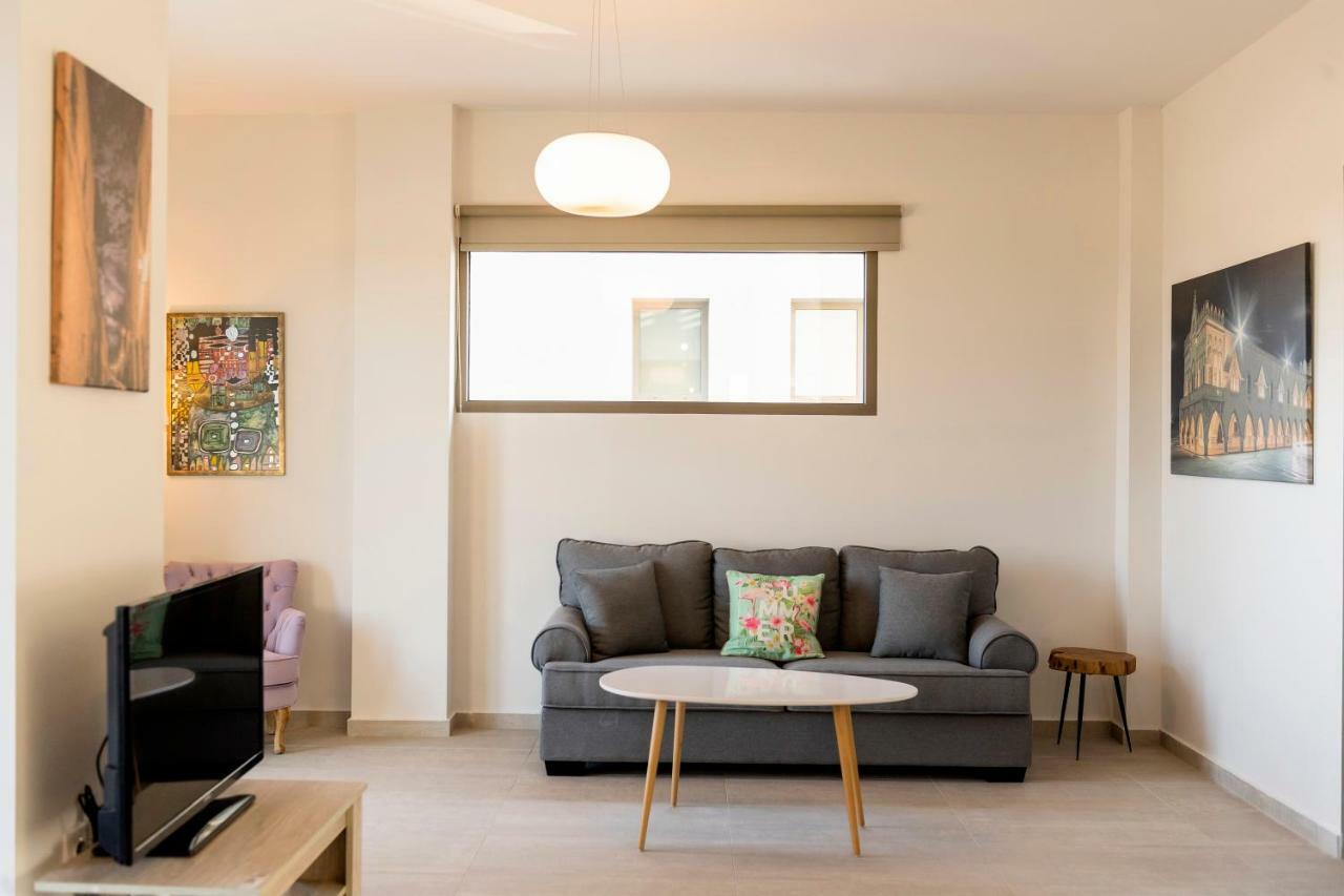 Olive Stone Vila