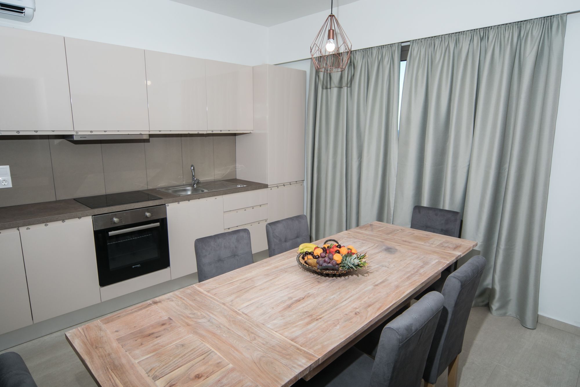 Villa Olive Stone